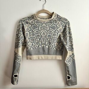 Maxxim Long Sleeve Seamless Cobra Athletic Crop Top